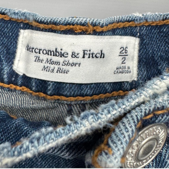 Abercrombie &‎ Fitch The Mom Short Mid Rise Distressed Denim Blue Jean Shorts - Picture 2 of 4